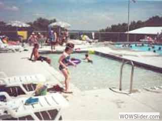 Graduated depth kiddie pool